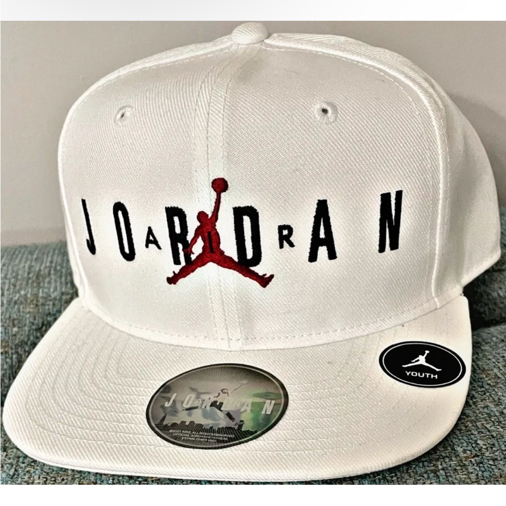 Air Jordan Nike Pro Classics Legacy youth 1 Size Jumpman Snapback White Hat Cap